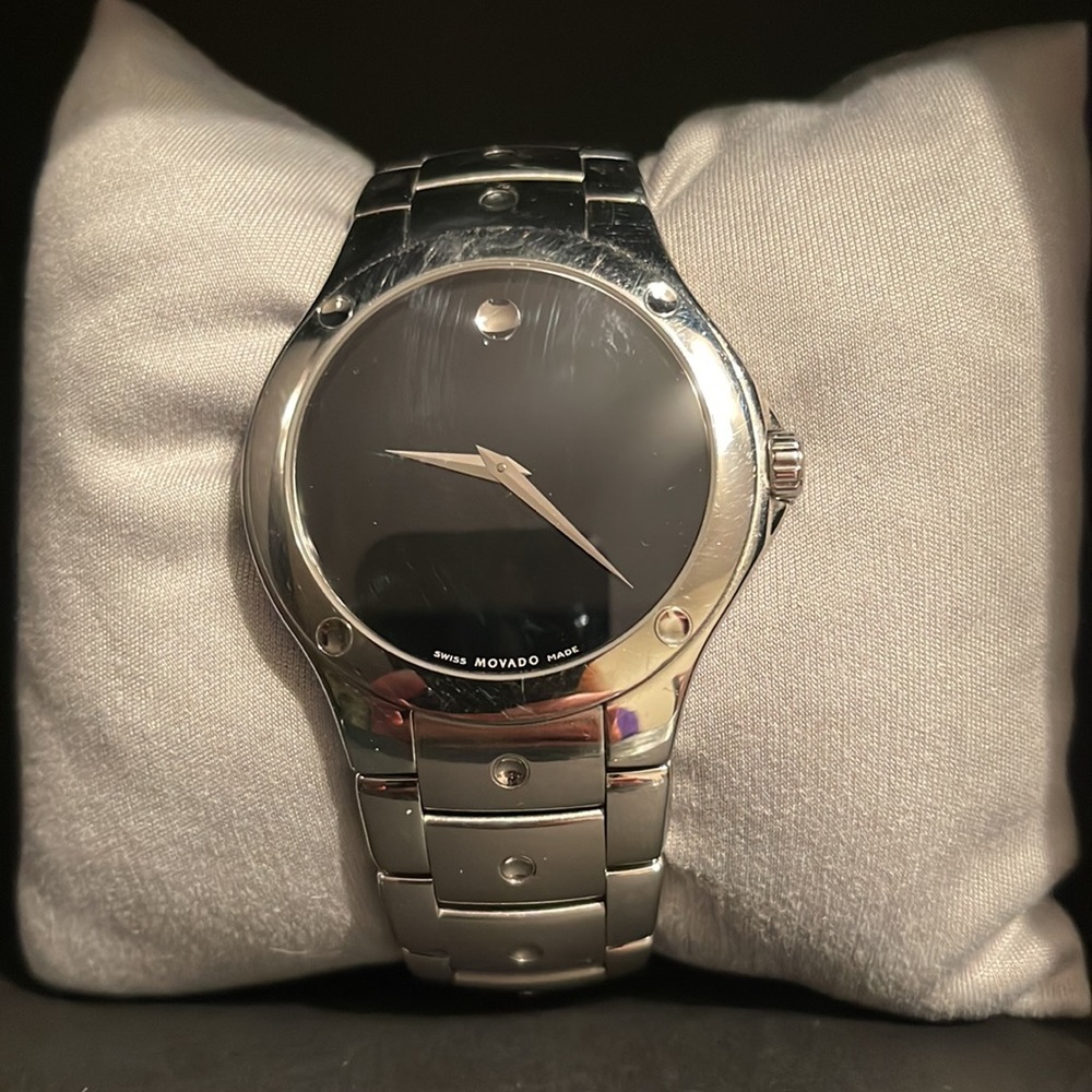 Men’s movado 11-28-08 watch series 8113283